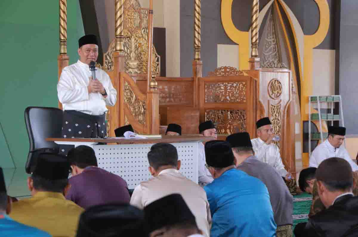 Hari Pertama Ngantor, Wawako Sampaikan Visi Misi di Acara Pembinaan Akhlak Pegawai
