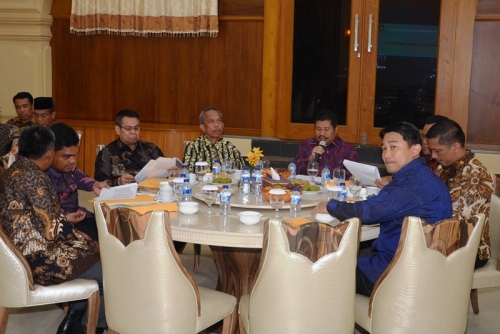 Bupati Amril Adakan Pertemuan dengan Anggota DPRD Riau Dapil Bengkalis, Dumai dan Meranti