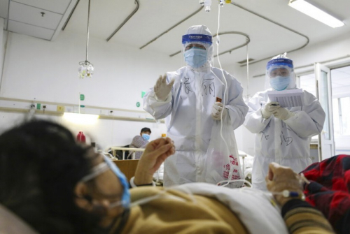 Kulit 2 Dokter Menghitam Setelah Sembuh dari Covid-19
