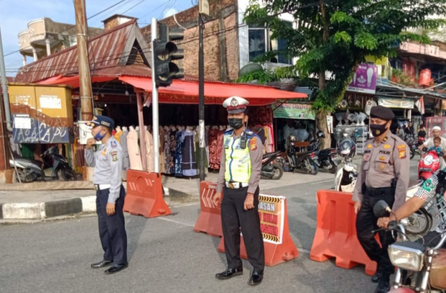 Selama Ramadan, Personel Polres Kampar Lakukan Pengamanan Pasar Tumpah Jelang Buka Puasa