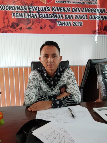 Panwaslu Kuansing akan Pidanakan Bacaleg 2019 yang Curi Start Kampanye