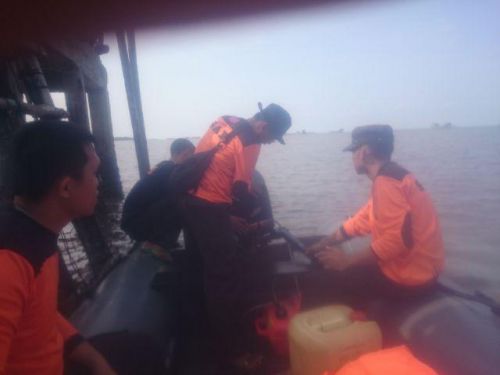 Dikejar Petugas Saat Pulang dari Malaysia, Tiga Kakak Beradik Terjun di Perairan Selat Malaka