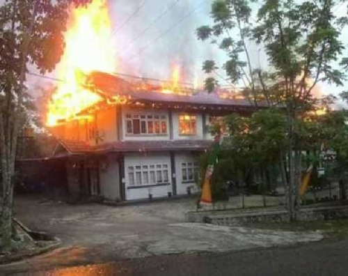 Terbakar Jelang Salat Idul Adha, Api yang Bakar Kantor Dinsos PMD Kuansing Diduga karena Arus Pendek