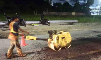 GoRiau Banyak Lubang di Jalan Soekarno-Hatta Pekanbaru Riau, Ini yang Sedang Dilakukan