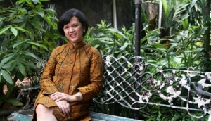 GoRiau Terapi Menulis Sembuhkan Stroke Christie Damayanti