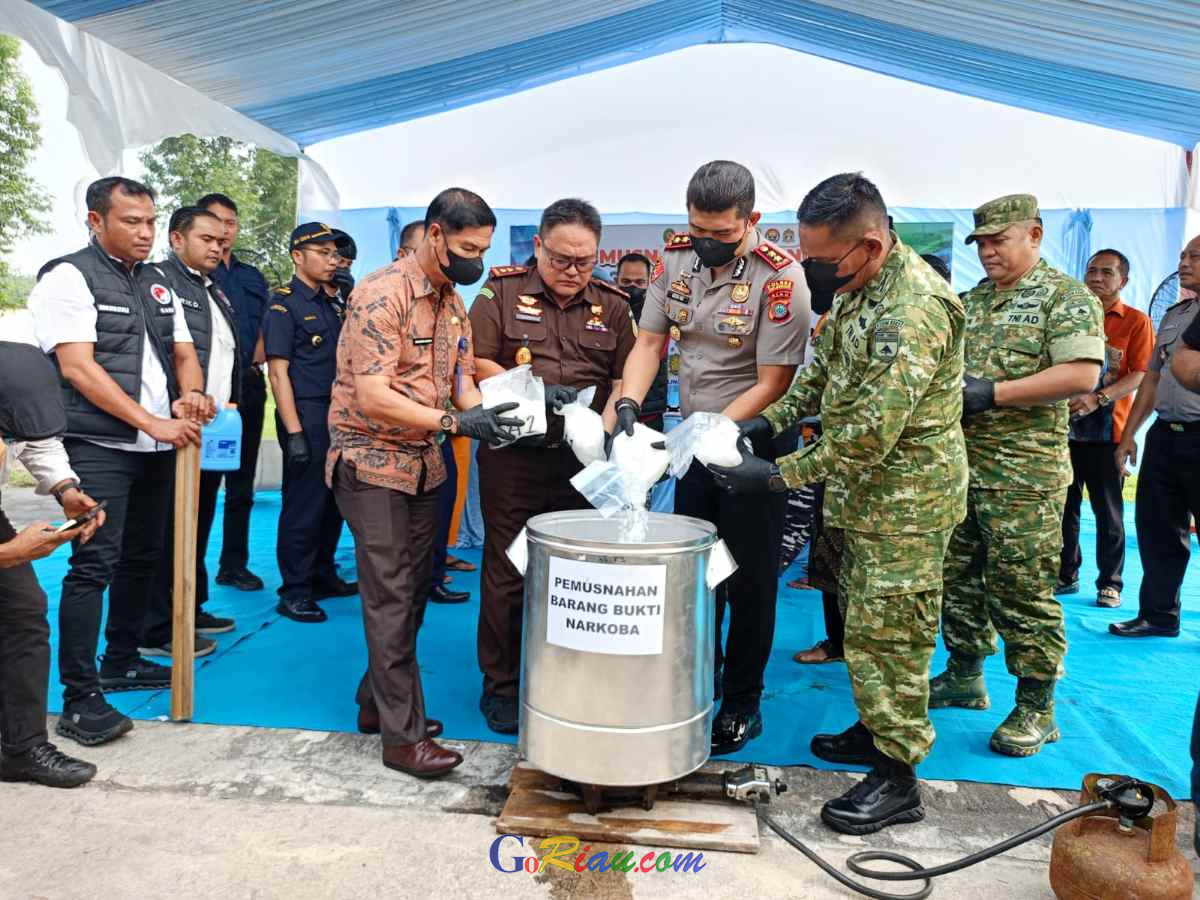 Sabu Jaringan Internasional Dimusnahkan Polres Meranti, 35 Ribu Jiwa Berpotensi Terselamatkan
