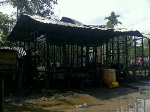 Lupa Matikan Obat Nyamuk, Rumah Warga Sungai Ara Ludes Dilalap Api
