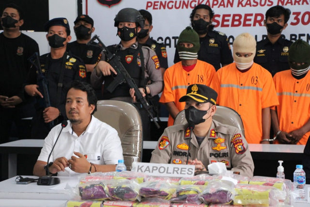 Timsus Polres dan Bea Cukai Bengkalis Gagalkan Penyelundupan 30 Kg Sabu