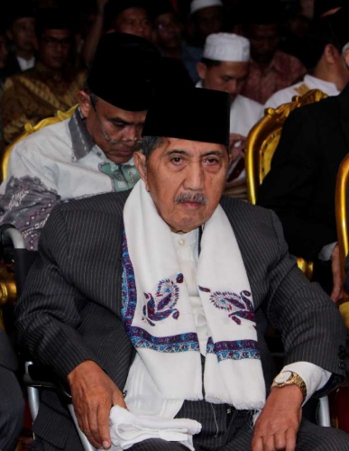 90 Tahun Pondok Modern Gontor, Inilah Pesan Kiai Syukri Kepada Alumni