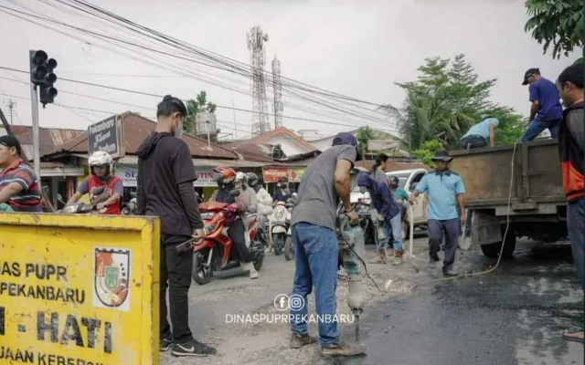 Total Jalan Rusak Capai 400 Kilometer di Kota Pekanbaru