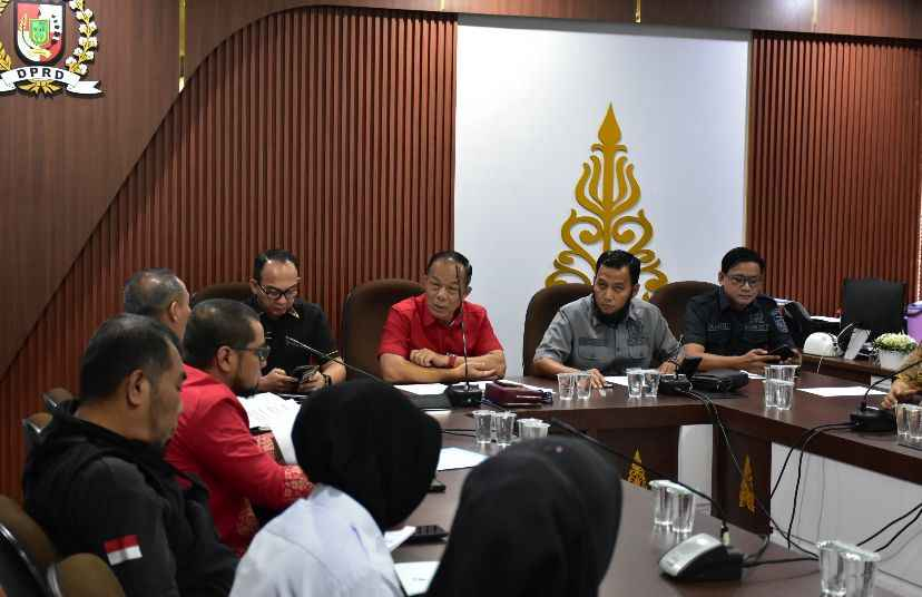 Komisi I DPRD Pekanbaru Minta Satpol PP Tegas dan Tak Tebang Pilih