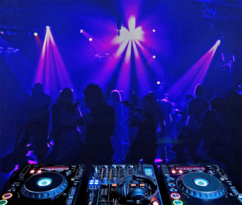 Seorang DJ Cantik di Pekanbaru Ditangkap Polisi Karena Miliki 140 Butir Narkoba Jenis Happy Five