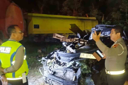 GoRiau Honda CRV Tabrak Truk di Tol Pekanbaru Dumai Riau, Tiga Tewas