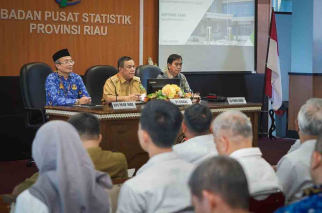 Pj Gubernur Riau SF Hariyanto Minta BRS dari BPS Jadi Acuan Pengambilan Kebijakan Ekonomi