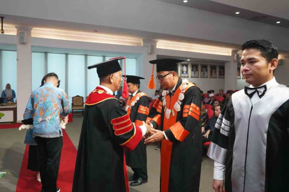 GoRiau Tiga Guru Besar Universitas Islam Riau Dikukuhkan