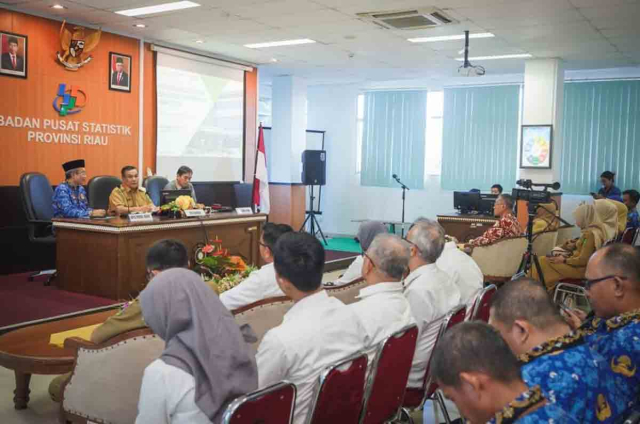 Neraca Perdagangan Riau Maret 2024 Surplus