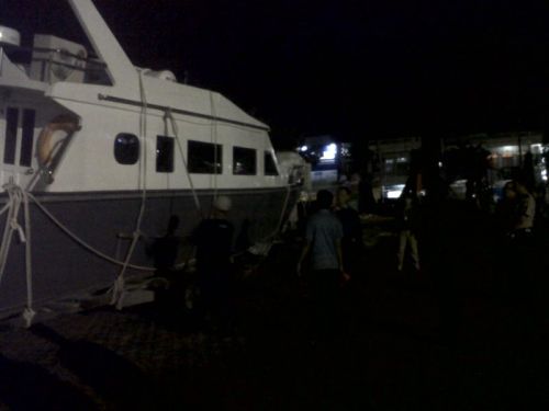 Malam Ini, Puluhan Satpol PP Dikerahkan Evakuasi Speed Boat di Halaman Kantor Bupati Bengkalis