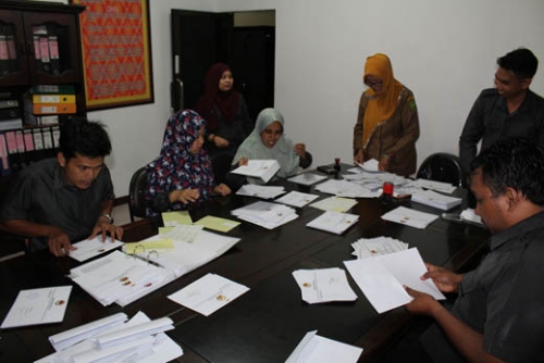 25 Agustus, Anggota Bawaslu Riau Dilantik