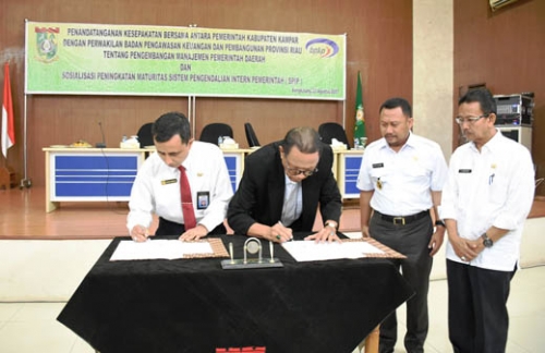 MoU dengan BPKP Riau, Bupati Kampar Berharap Tata Kelola Pemerintahan Lebih Baik
