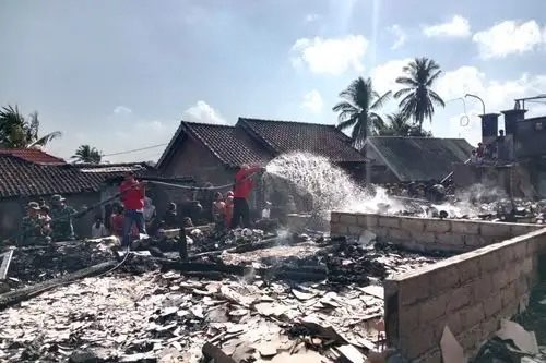 BPBD Lombok Tengah Data Jumlah Pengungsi, Warga Sade Menanti Bantuan Logistik