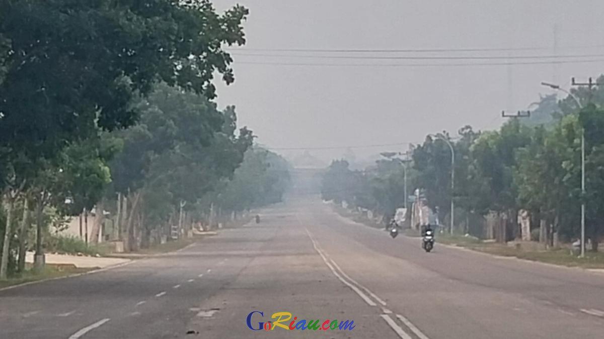 Pagi Ini, Kabut Asap Tebal Selimuti Kuansing