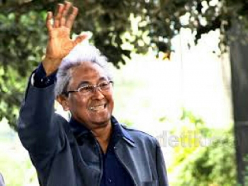 Adnan Buyung Tulis Kalimat Syahadat dan Zikir Sebelum Meninggal