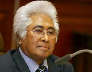 GoRiau Pengacara Kondang Adnan Buyung Nasution Tutup Usia