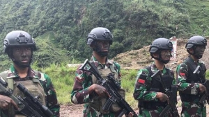GoRiau Prajurit TNI Tertembak Temannya di Papua, Dievakuasi dengan Helikopter