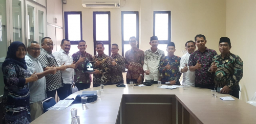 Komisi I DPRD Kepulauan Meranti bersama Disdukcapil Kunker ke Disdukcapil Kota Batam