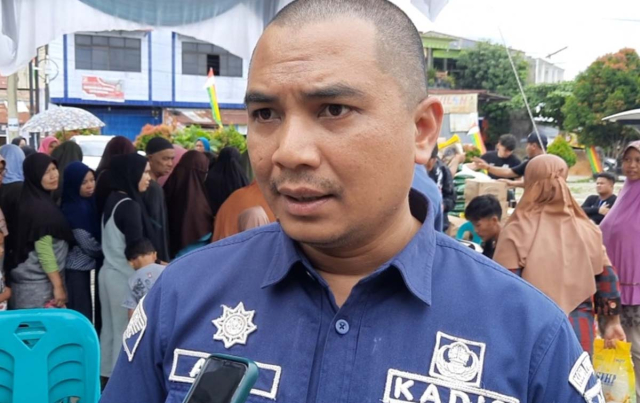 Gerakan Pangan Murah Dua Kelurahan di Kecamatan Payung Sekaki Diserbu Warga