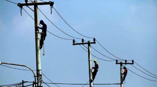 Jaringan Terpasang Sejak 2015, 13 Desa di Pelalawan Belum Juga Teraliri Listrik