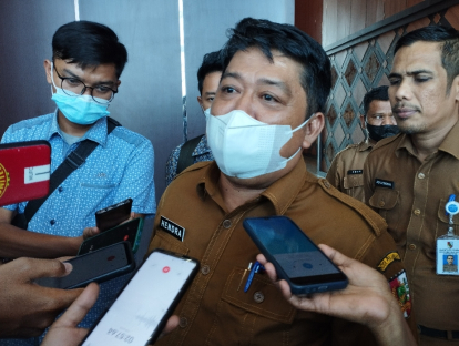 Disorot Pj Wali Kota Pekanbaru, DLHK Sebut Sampah Menumpuk Akibat Terlambat Diangkut