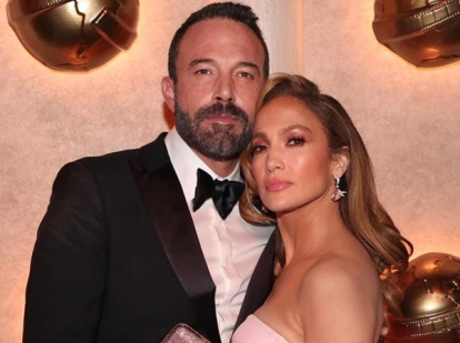 Jennifer Lopez Bantah Gosip Perceraian dengan Suaminya Ben Affleck