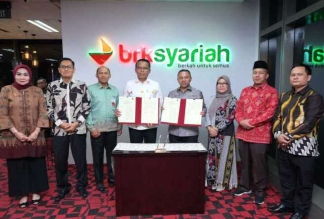 Pemprov Riau dan BRK Syariah Teken Kerja Sama Pengelolaan Keuangan Daerah