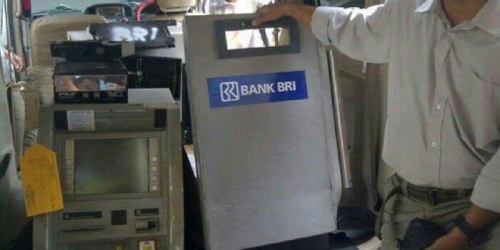 Polisi Pembobol Mesin ATM BRI Pakai Las Masih Tergeletak di Rumah Sakit dengan Tangan Diborgol