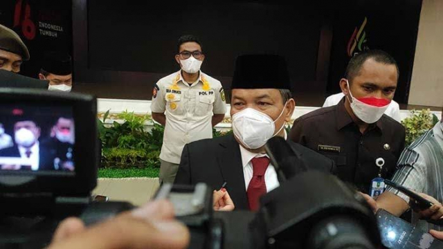 Syarat Konversi ke Syariah Tak Lengkap, Pemprov Riau Minta Dirut BRK Bergerak Cepat