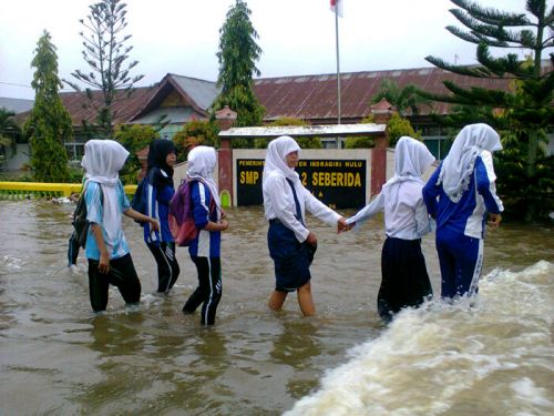 Inhu Dilanda Banjir, Arifuddin: Pemkab Inhu Hendaknya Mengambil Langkah Kongkrit
