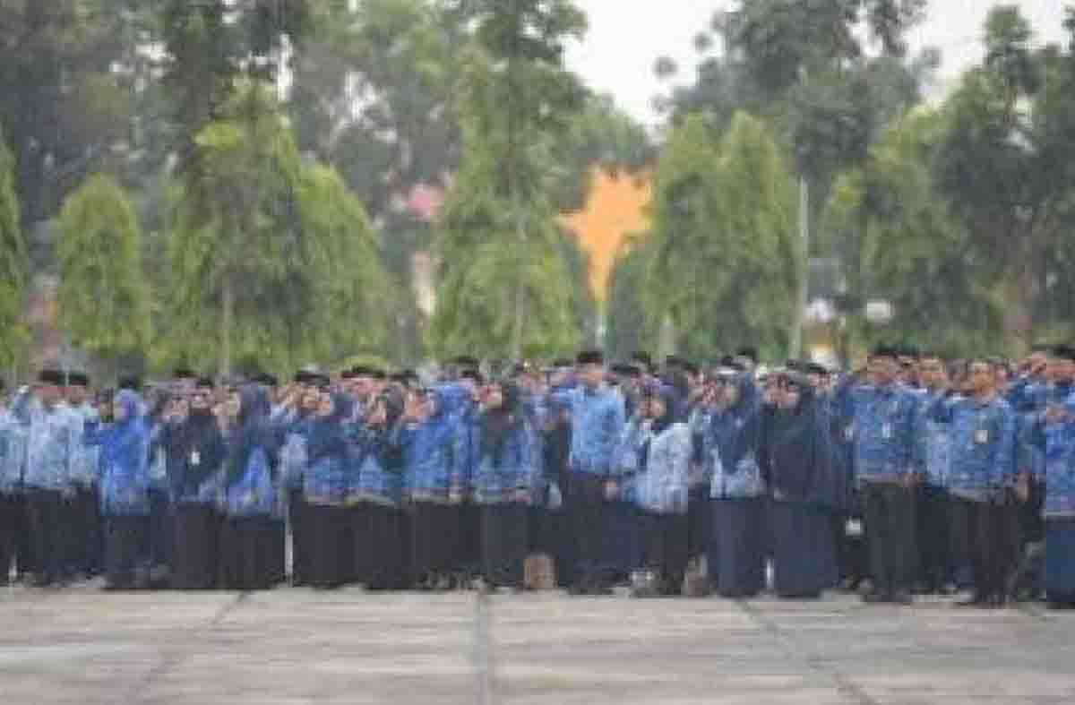 Ribuan PPPK Paruh Waktu Pemprov Riau Terima SK Pengangkatan di Gedung Daerah