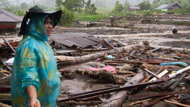 Duka Banjir Bandang Sumbar, 28 Jenazah Masih Menunggu Identitas