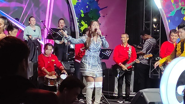 Dina Rubby Tampil Memukau di Acara Musik GENDANG TVRI