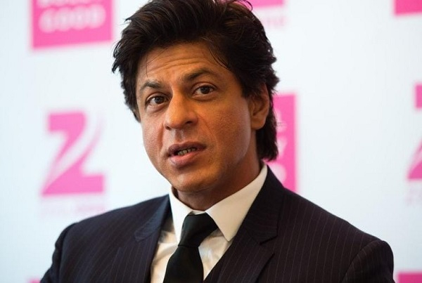 Shah Rukh Khan Sembuh dari Sakit Panas