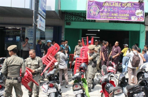 Bandel, Satpol PP Pekanbaru Gelar Razia ke Sejumlah Kedai Kopi