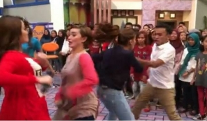 GoRiau ANTV Diperingatkan KPI Gara-gara Zaskia Gotik Sorongkan Dada di Pesbuker Ramadhan