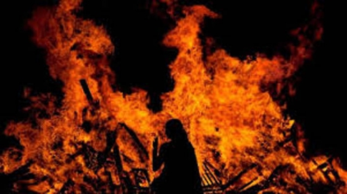 Kasihan... Pria Sakit Tak Bisa Berjalan Ini Hangus Terbakar di Kamar Kosnya