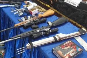 GoRiau Dari Rumah Bandar Narkoba yang Ditembak Mati di Pekanbaru Ditemukan Senjata Laras Panjang Lengkap dengan Tele dan 668 Peluru