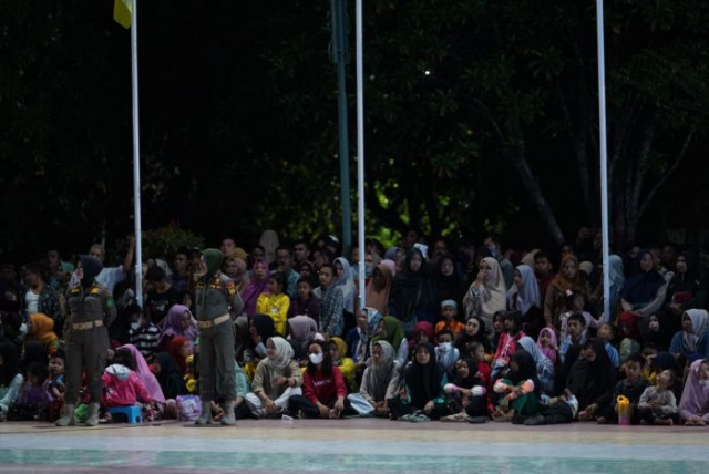 Meriah, Ribuan Masyarakat Ramaikan Pembukaan MTQ XL Riau di Rohil