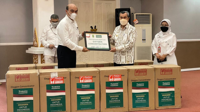Tanoto Foundation Donasikan 145 Unit Konsentrator Oksigen kepada Pemprov Riau