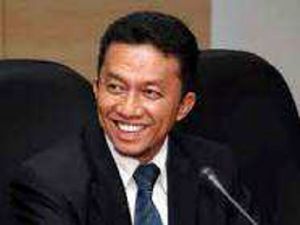 GoRiau Menteri Kominfo Sarankan Laporkan Telkomsel dan XL Axiata ke Polisi