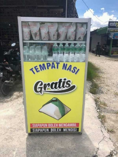 Wah.., Ada Tempat Nasi Gratis di Jalan Subrantas Pekanbaru, Ternyata Ini Ide Awalnya