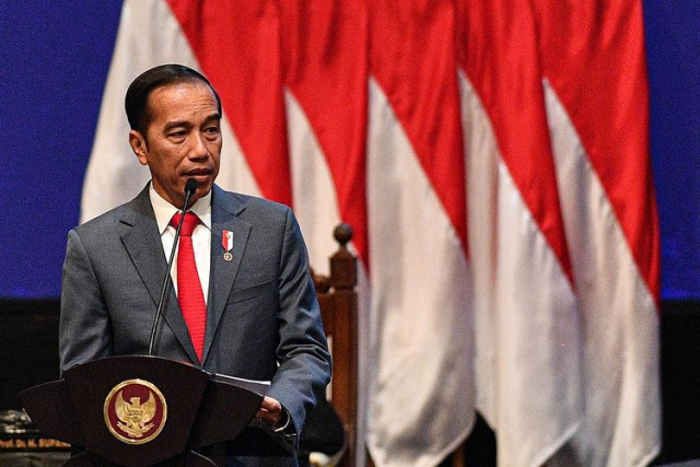Serahkan DIPA dan Dana Transfer Daerah, Jokowi Minta Proyek Anggaran 2021 Dilelang Desember 2020